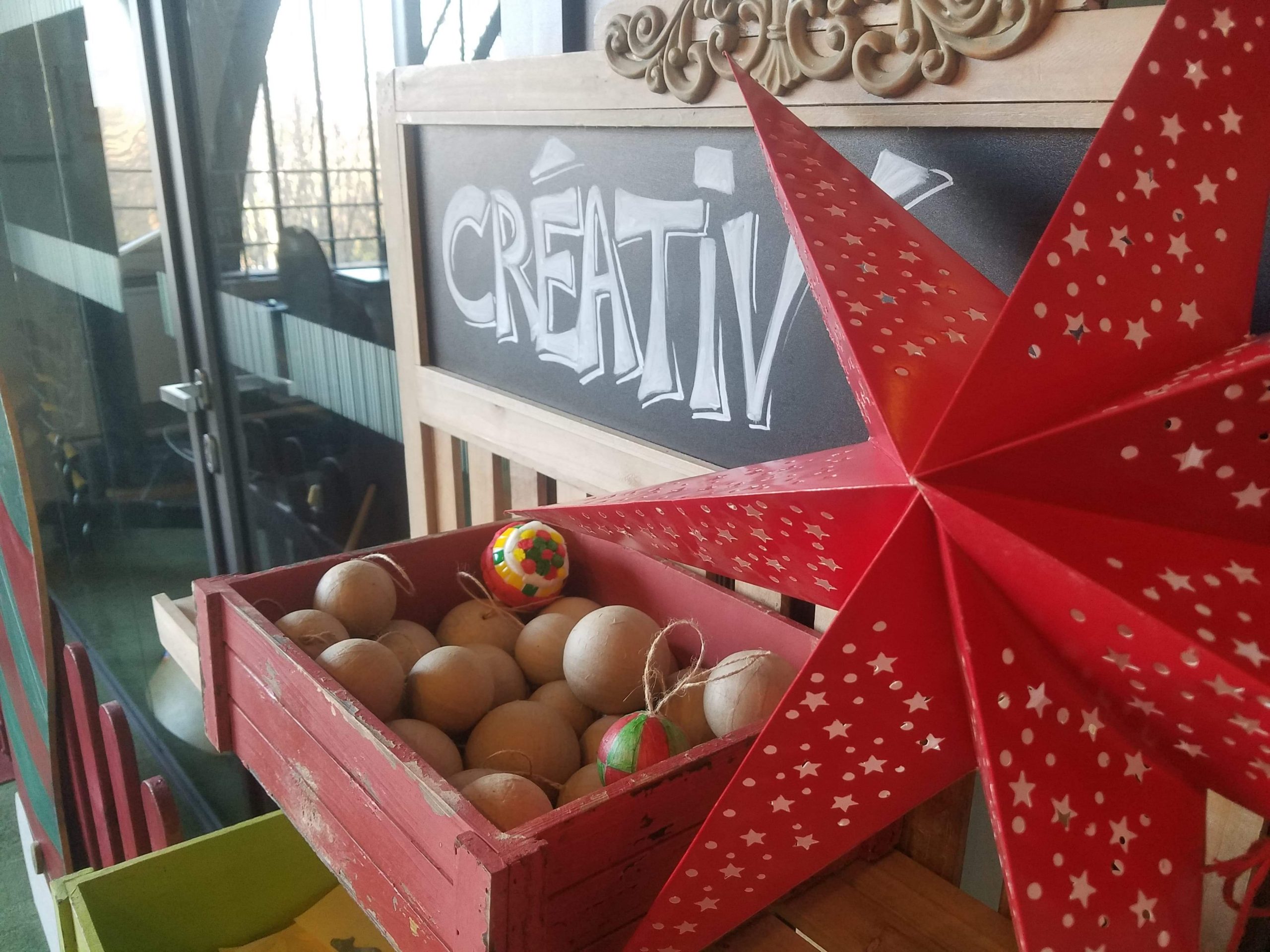 Animation enfant créative noël entreprise dans les Landes 40