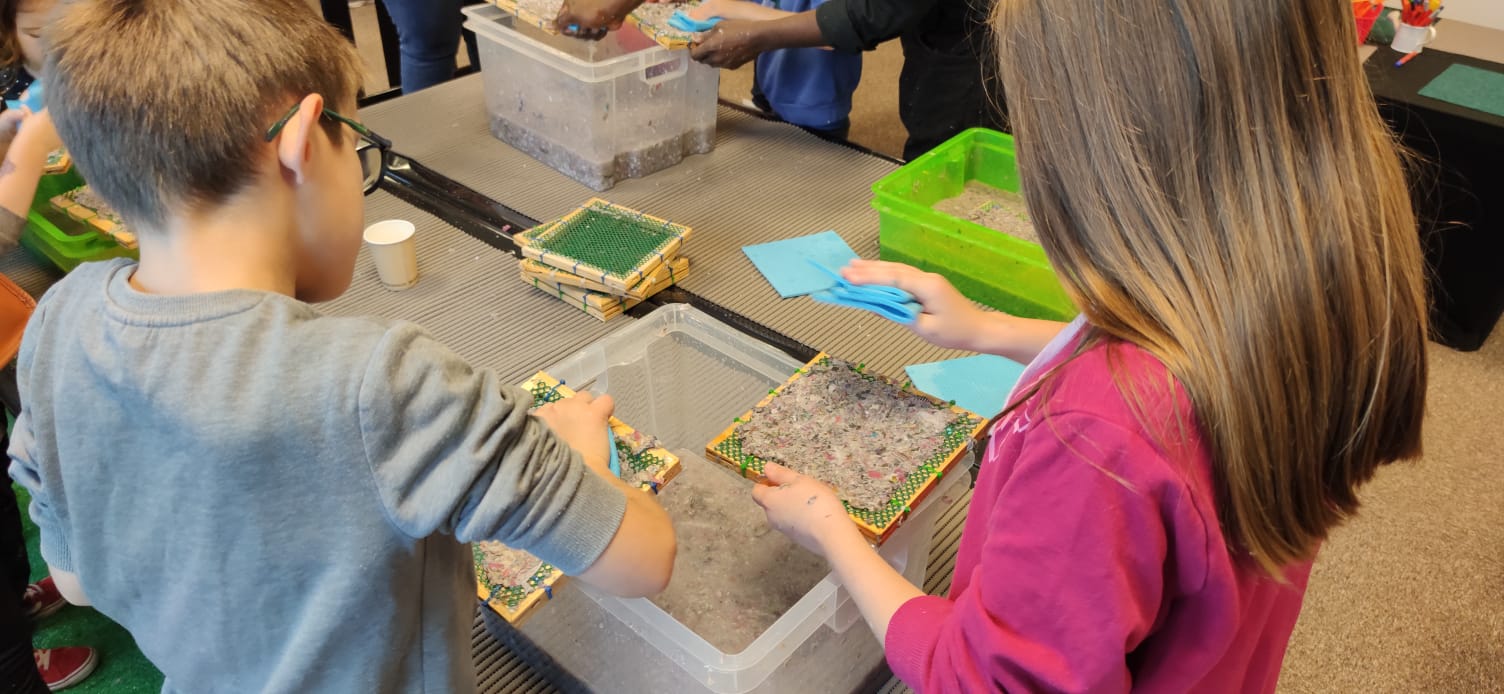 Animations événementielles pour enfants thème écologie La Fabrique à papier SB 2023