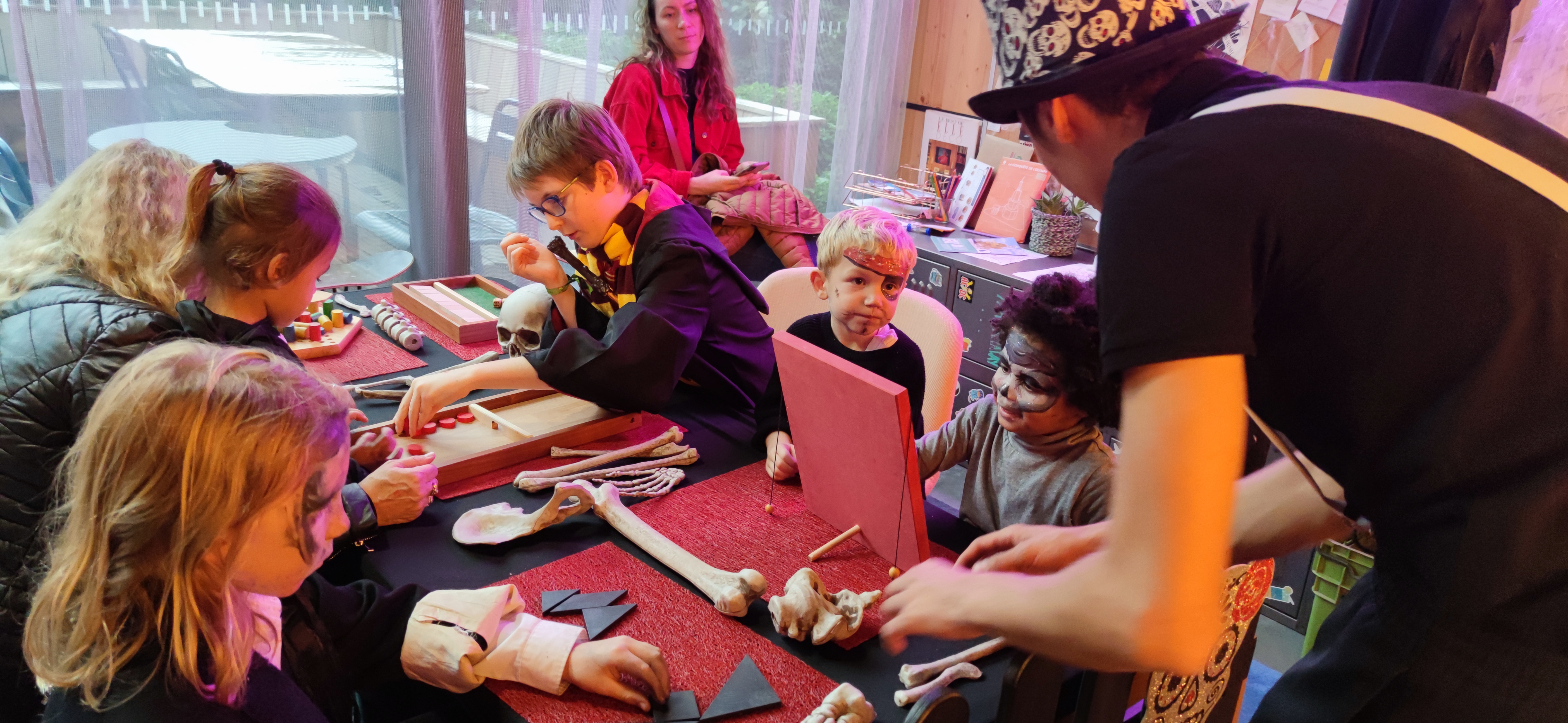 Family Day Halloween récrée des sorcier Bordeaux Moxy