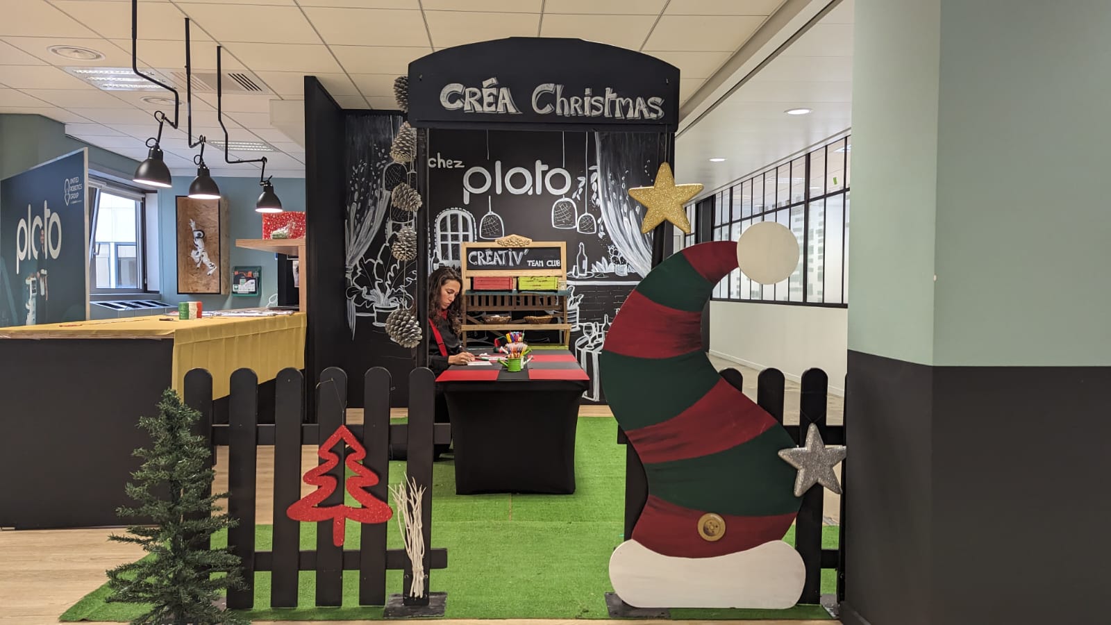 Stand animation créa christmas à Paris en 2024