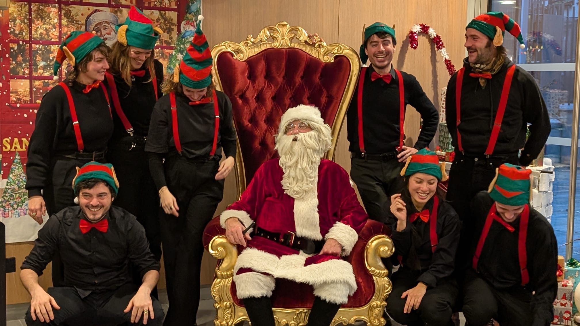 Animation enfant noël entreprises avec prise en charge du jeune public