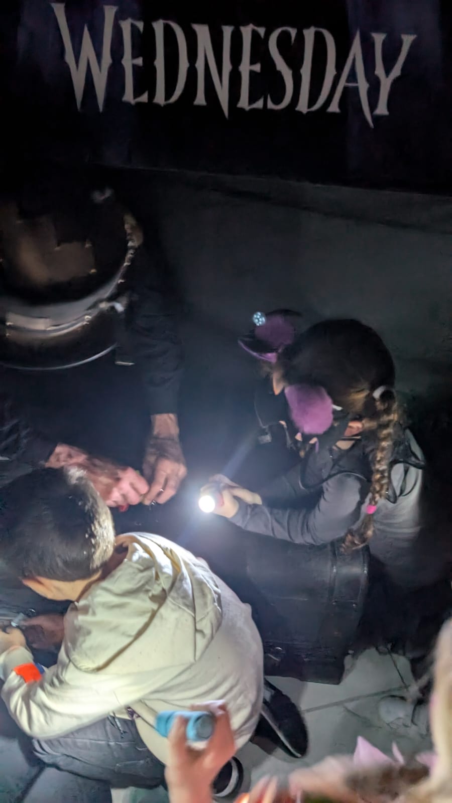 Animation enfant escape game halloween famille adams mercredi