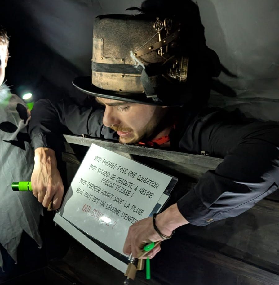 Animation escapegame Halloween Chambre 666 Circle